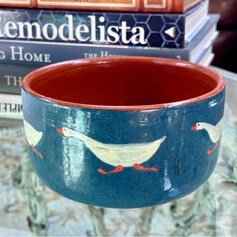 Vintage Pottery Ceramic Navy Glazed Terra Cotta Bowl w/ Running Goose Motif - Picture 12 of 15